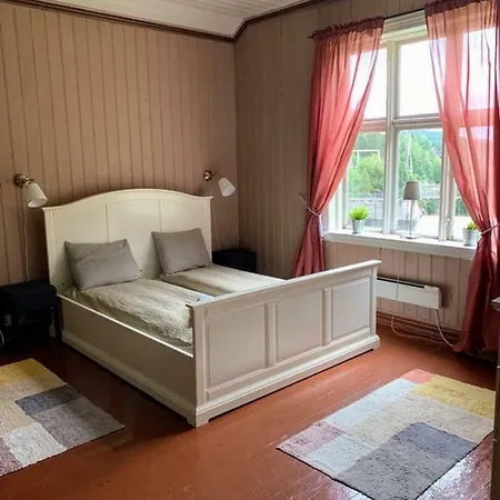 Vrangfoss Slusevokterbolig Guest house Funnemark