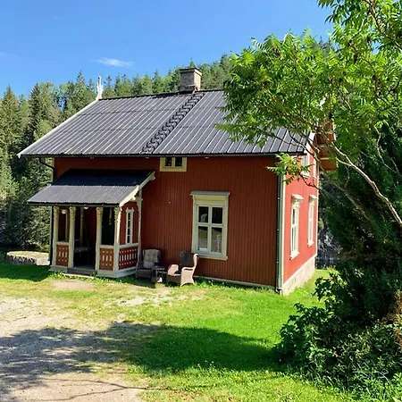 Vrangfoss Slusevokterbolig Guest house Funnemark
