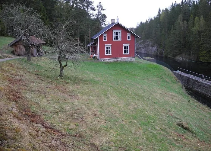 Vrangfoss Slusevokterbolig * Funnemark